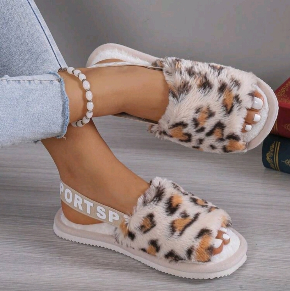 NEW Leopard Open Toe Slippers - Picture 3 of 4